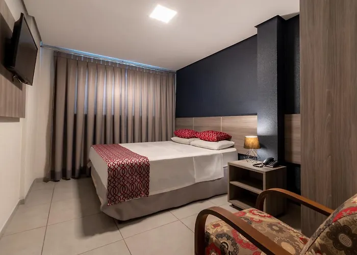 103 Hotel & Flats